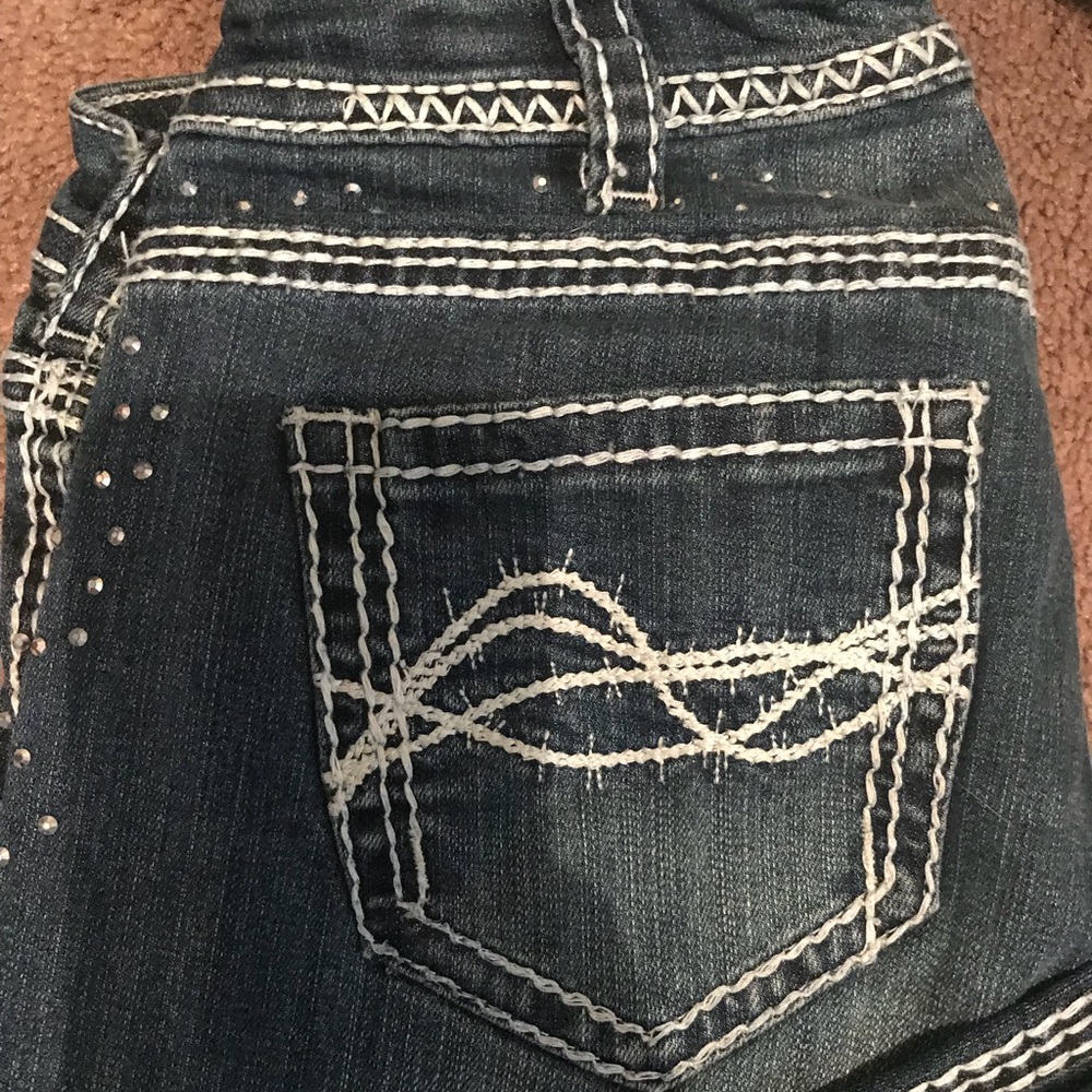 Cowgirl Tuff Size 28 x 33 Jeans